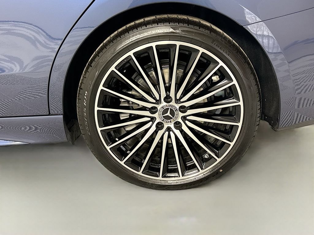 Used 2025 Blue Mercedes-Benz C 300 image 33