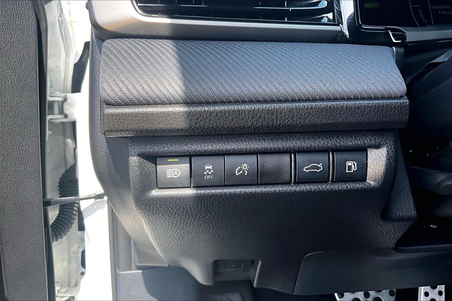 Used 2026 Ice Cap Toyota SE image 36