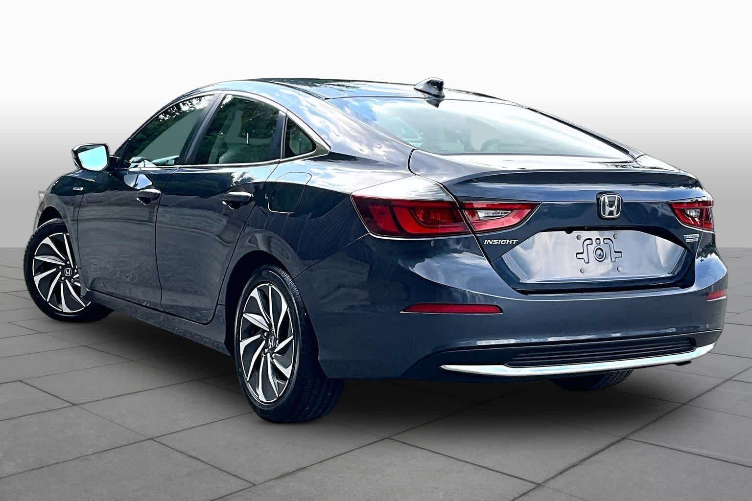 Used 2020 Cosmic Blue Metallic Honda Touring image 12