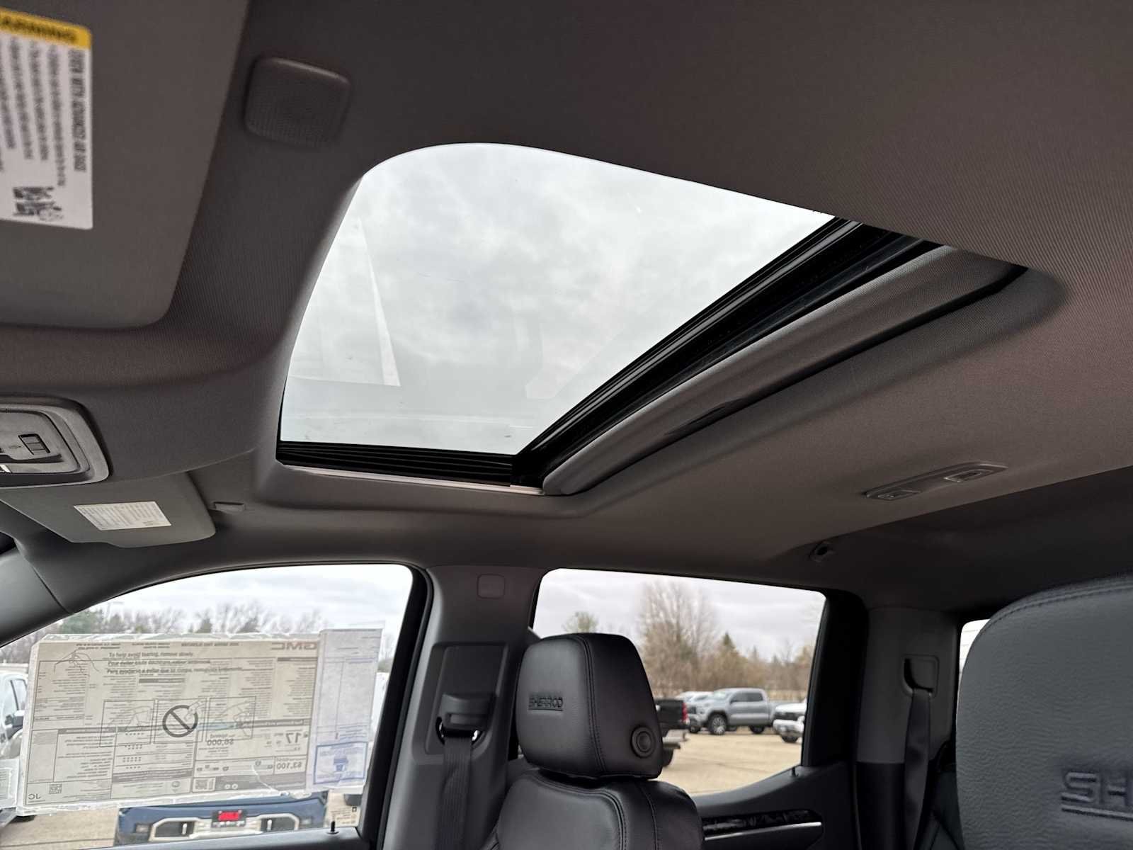 2025 GMC Sierra 1500 Elevation - Photo 15