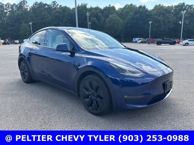 Used 2025  Tesla Long Range image 3