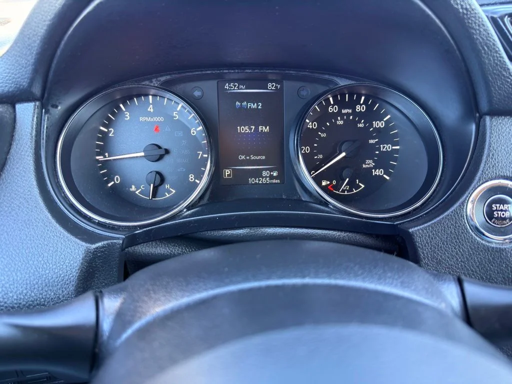 Used 2017 Red Nissan SV image 31