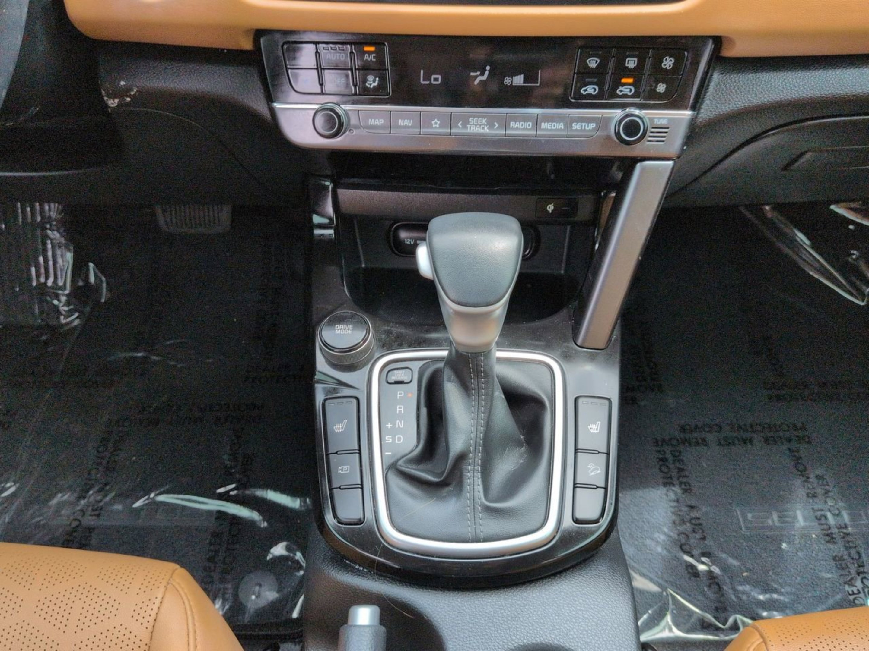 Certified Used 2024 Fusion Black Kia EX image 22