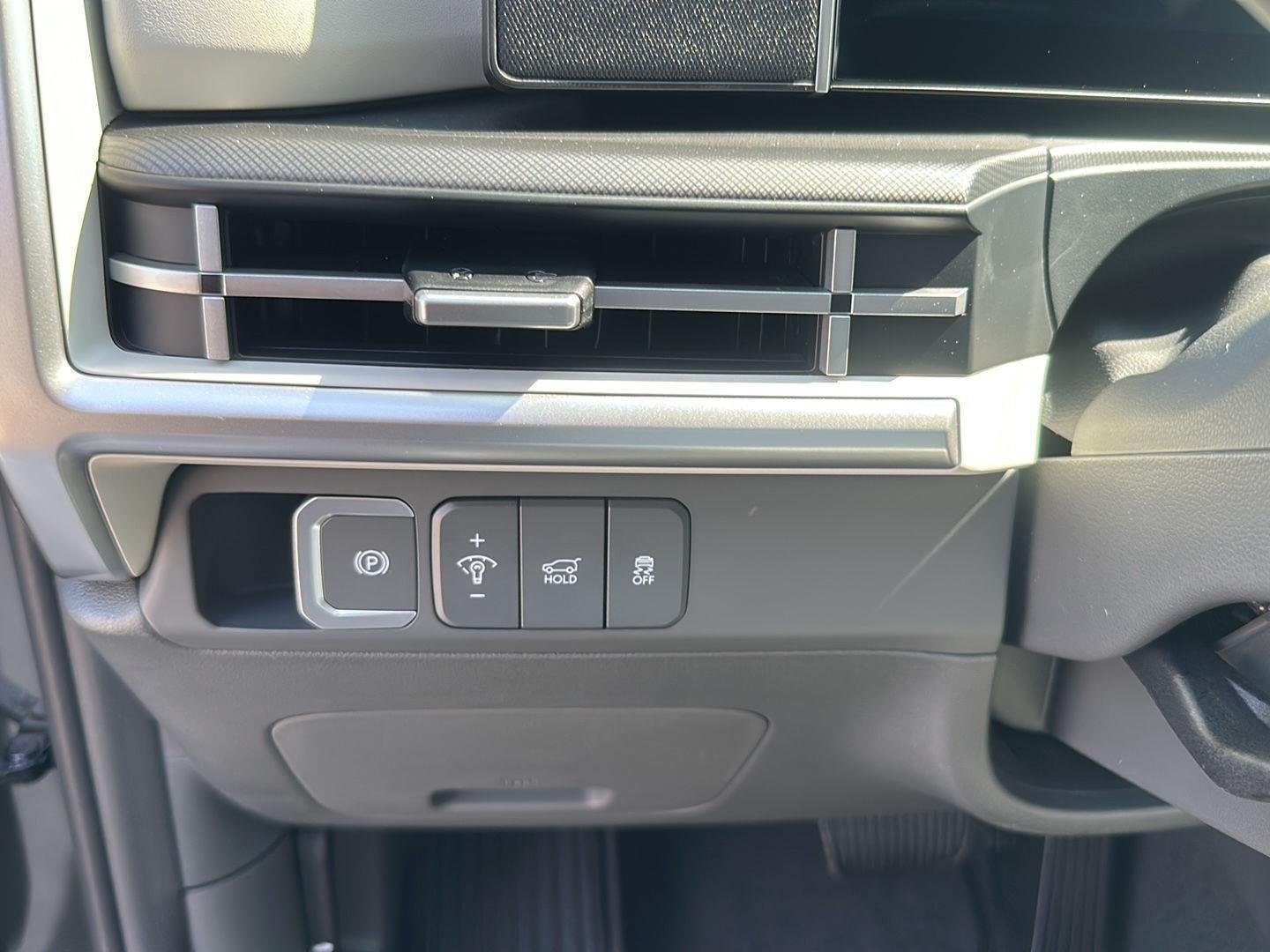 New 2026 Rockwood Green Hyundai SEL image 28