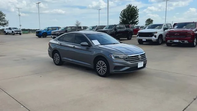 Used 2019 Volkswagen Jetta SEL with VIN 3VWE57BU3KM037587 for sale in Waxahachie, TX