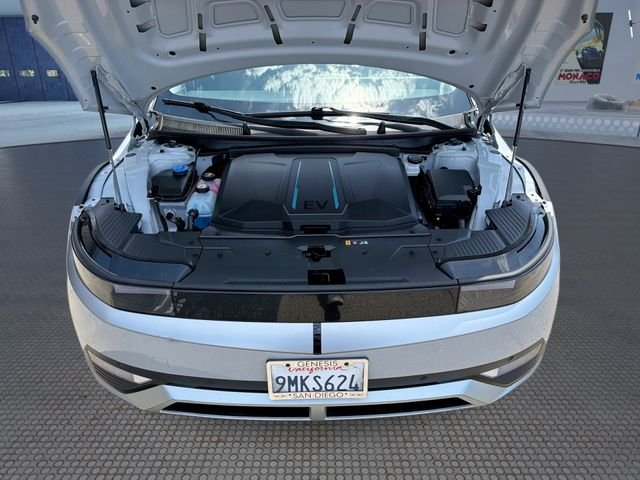 Used 2024 Gray Hyundai SEL image 18