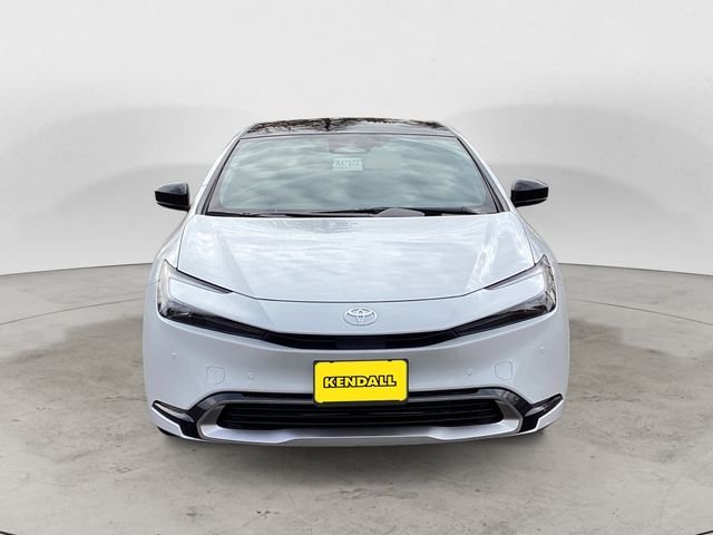 New 2026 Wind Chill Pearl <sup>1</sup> Toyota  XSE image 8
