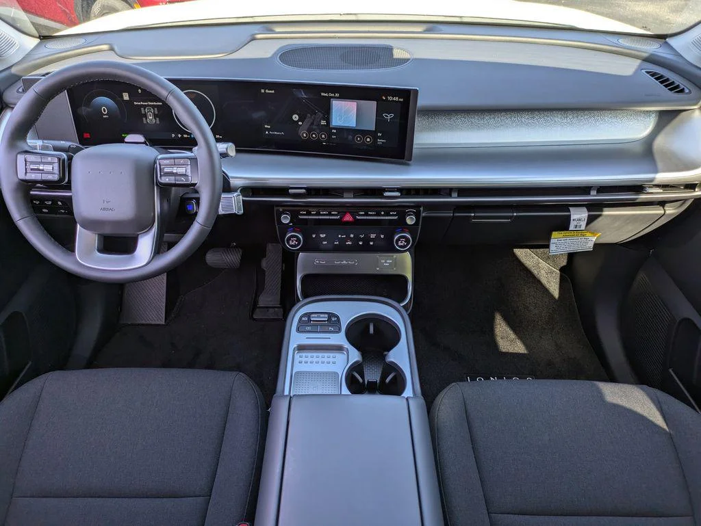 2026 Hyundai IONIQ 9 SE - Photo 17