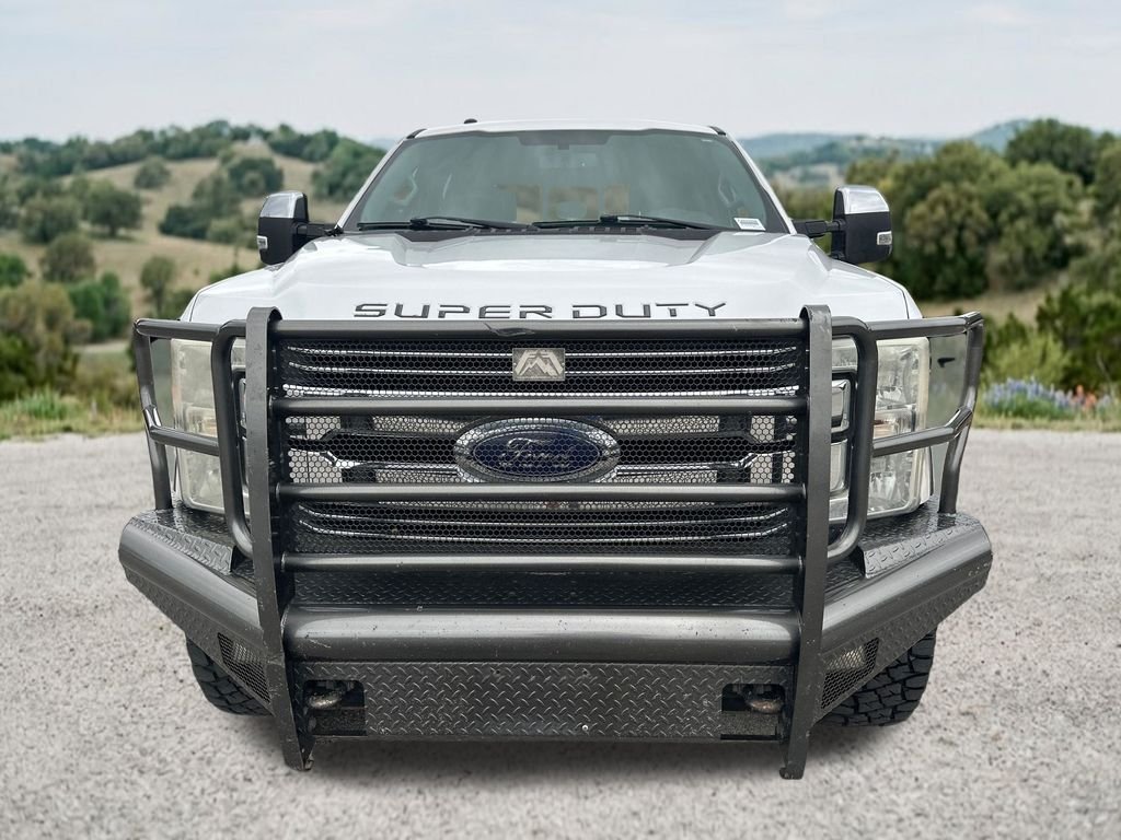 Used 2017 White Ford Lariat image 2