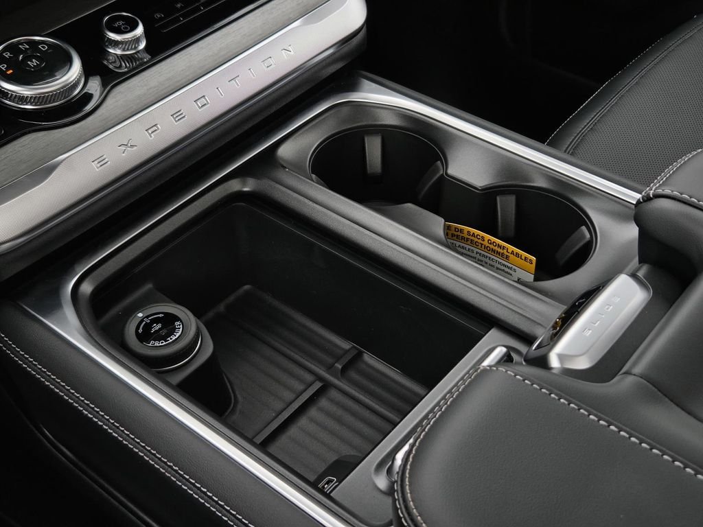 New 2026 Dark Matter Gray Metallic Ford Platinum® image 29