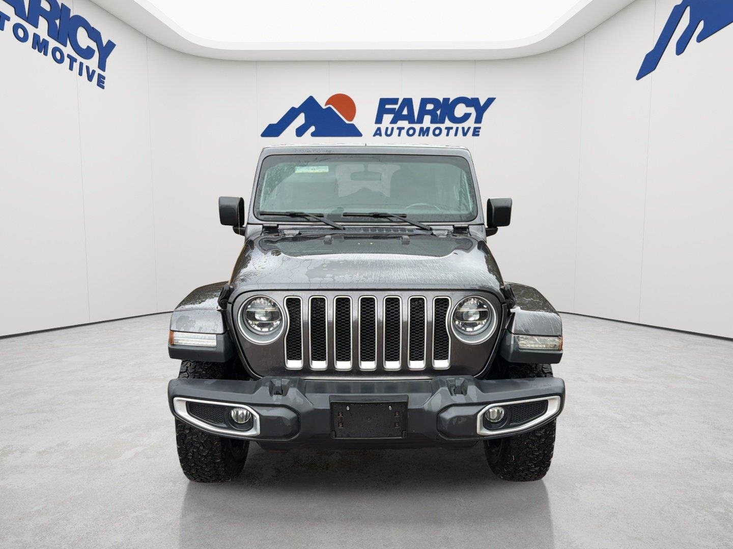 Used 2020 Granite Crystal Metallic Clearcoat Jeep Sahara image 1