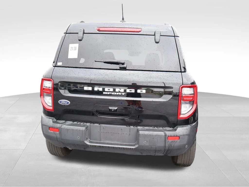 Used 2025 Shadow Black Ford Big Bend image 17