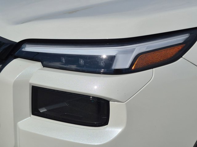 New 2026 CRYSTAL WHITE PEARL Subaru Limited XT image 10