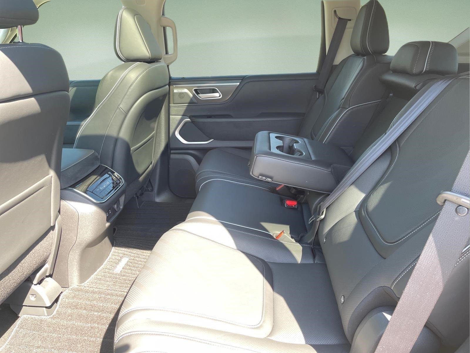 2026 INFINITI QX80 Luxe - Photo 18