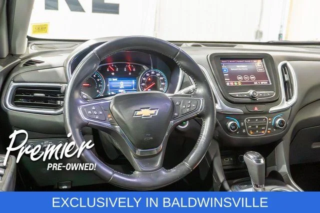 Used 2021 White Chevrolet LT image 12