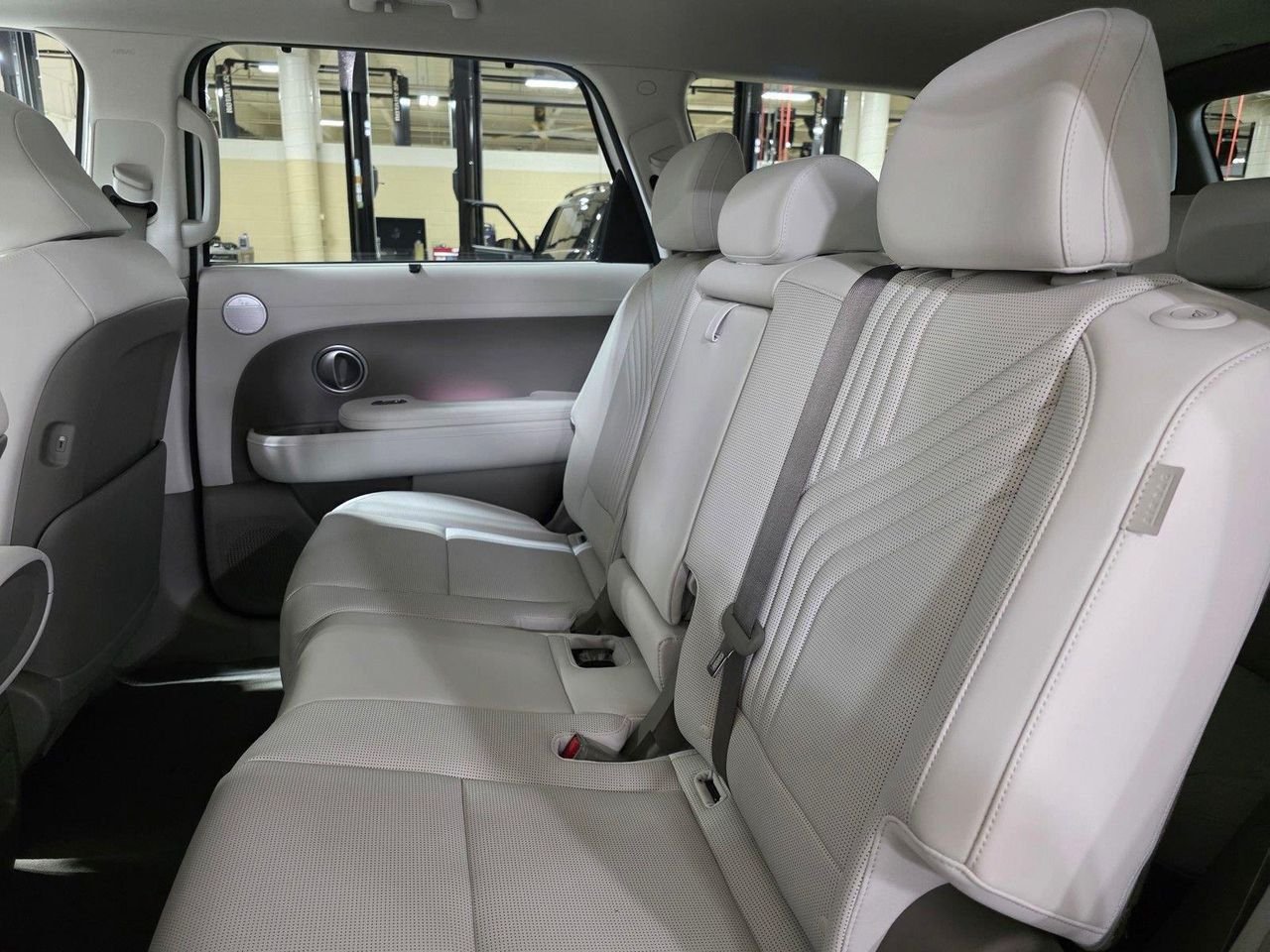 New 2026 Creamy White Pearl Hyundai SEL Premium AWD image 15