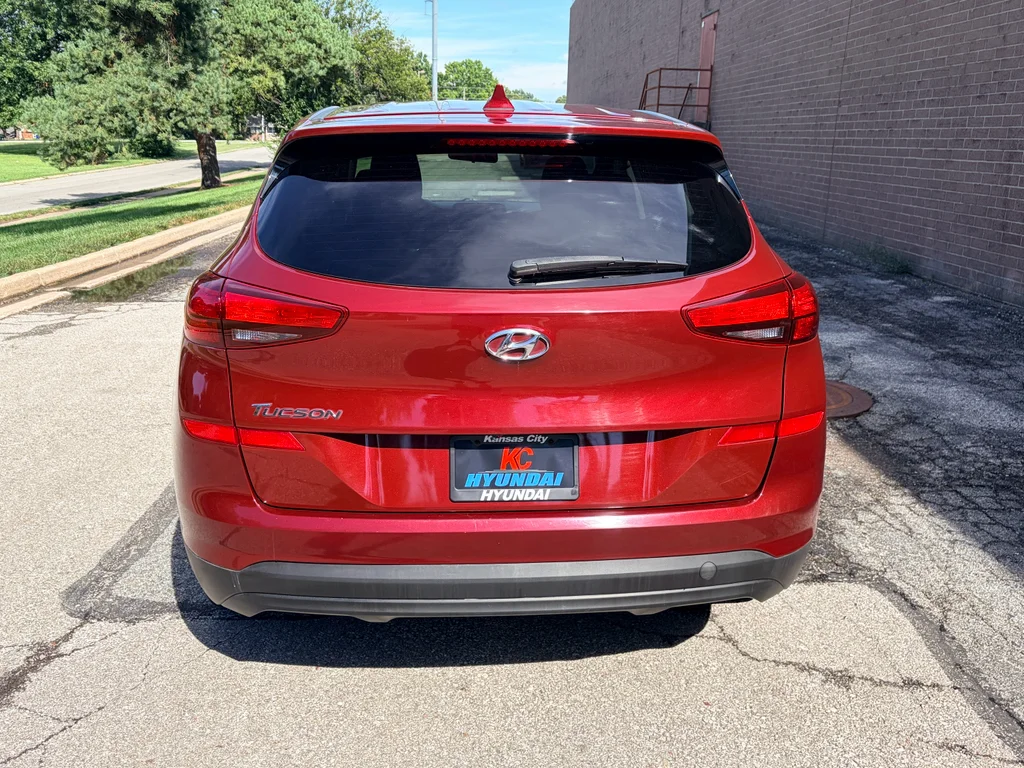 Used 2019 Gemstone Red Hyundai SE image 4