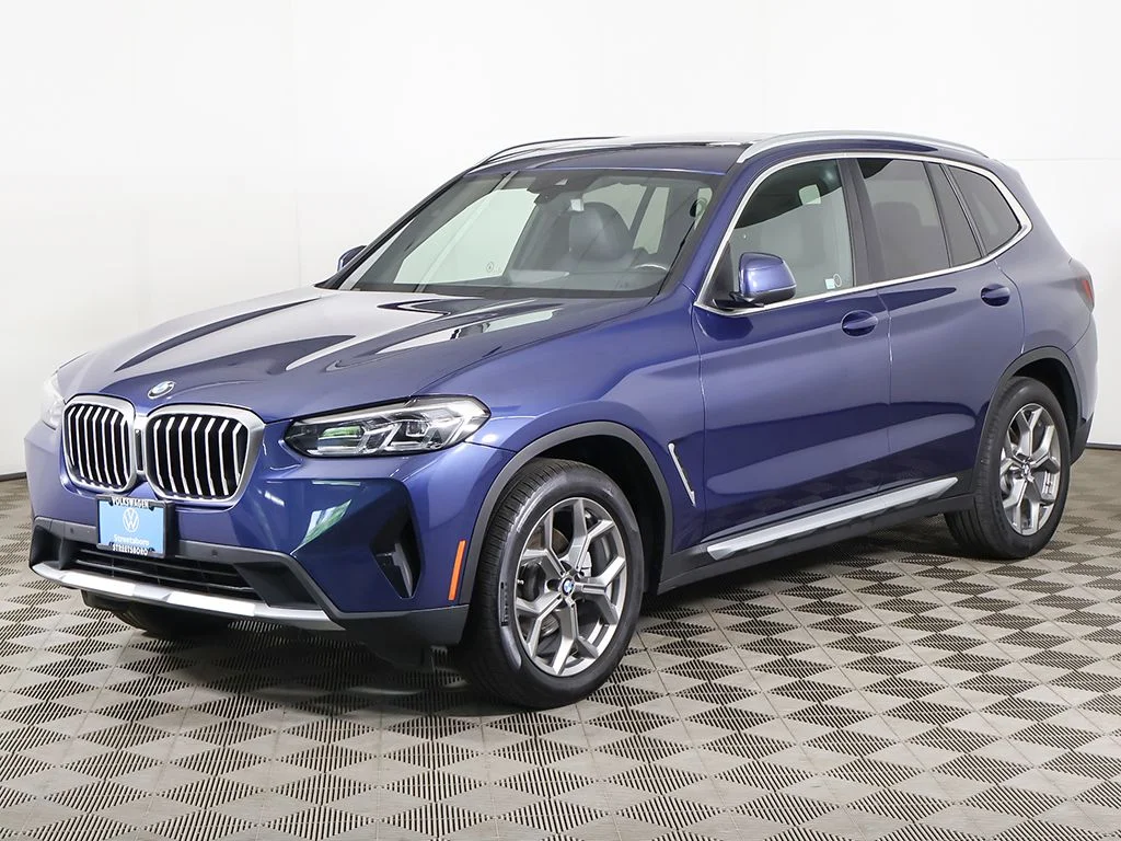 Used 2022 Phytonic Blue Metallic BMW xDrive30i image 10