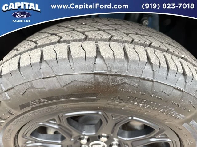Used 2025 Blue Ford Badlands image 13