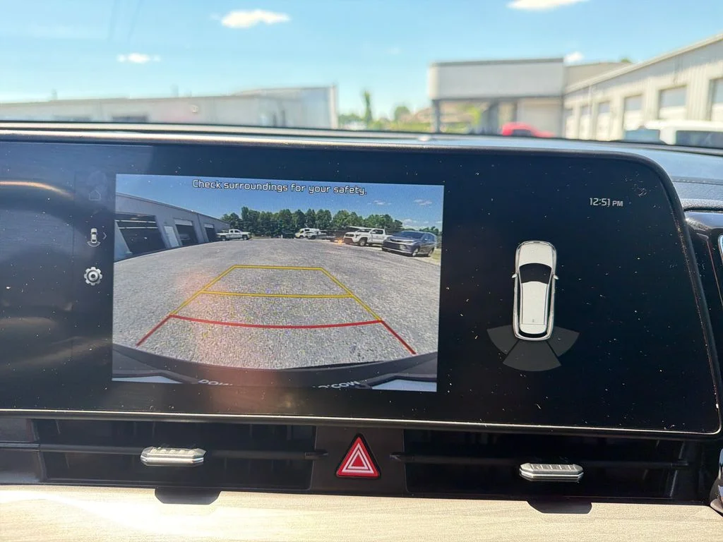Used 2024 White Kia X-Line image 22