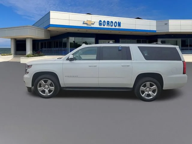 Used 2016 IRIDESCENT PEARL TRICOAT Chevrolet LT image 2