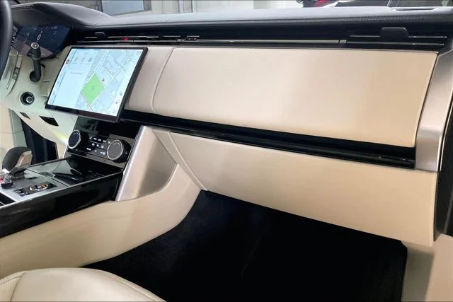 2023 Land Rover Range Rover SE - Photo 28
