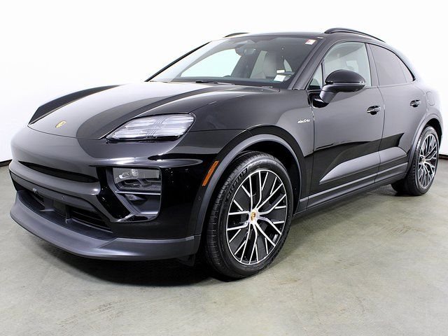 2025 Porsche Macan 4S
