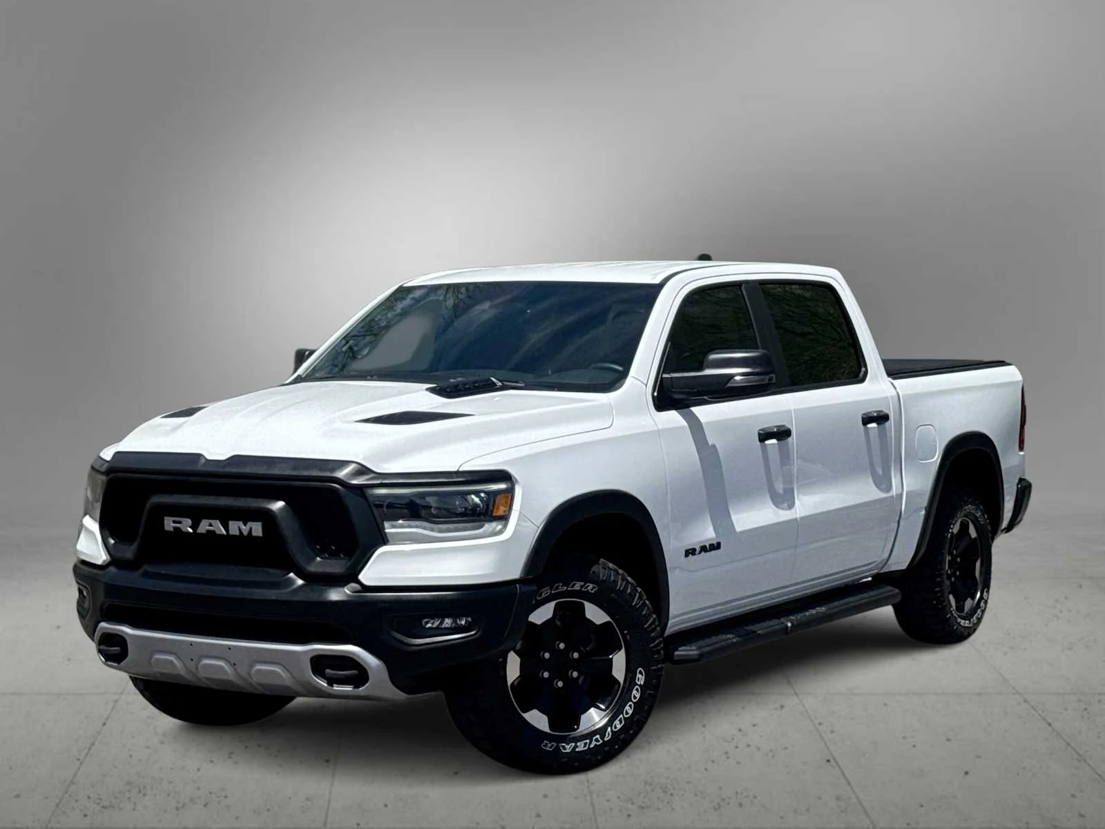 2024 RAM 1500 Rebel 4x4 Crew Cab 5'7's photo