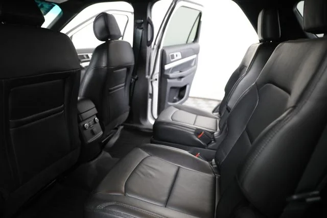 Used 2017 White Ford XLT image 21