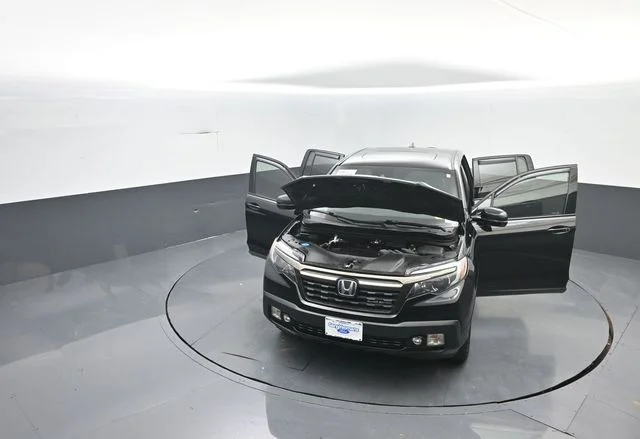 Certified Used 2018 Crystal Black Honda Black Edition image 42