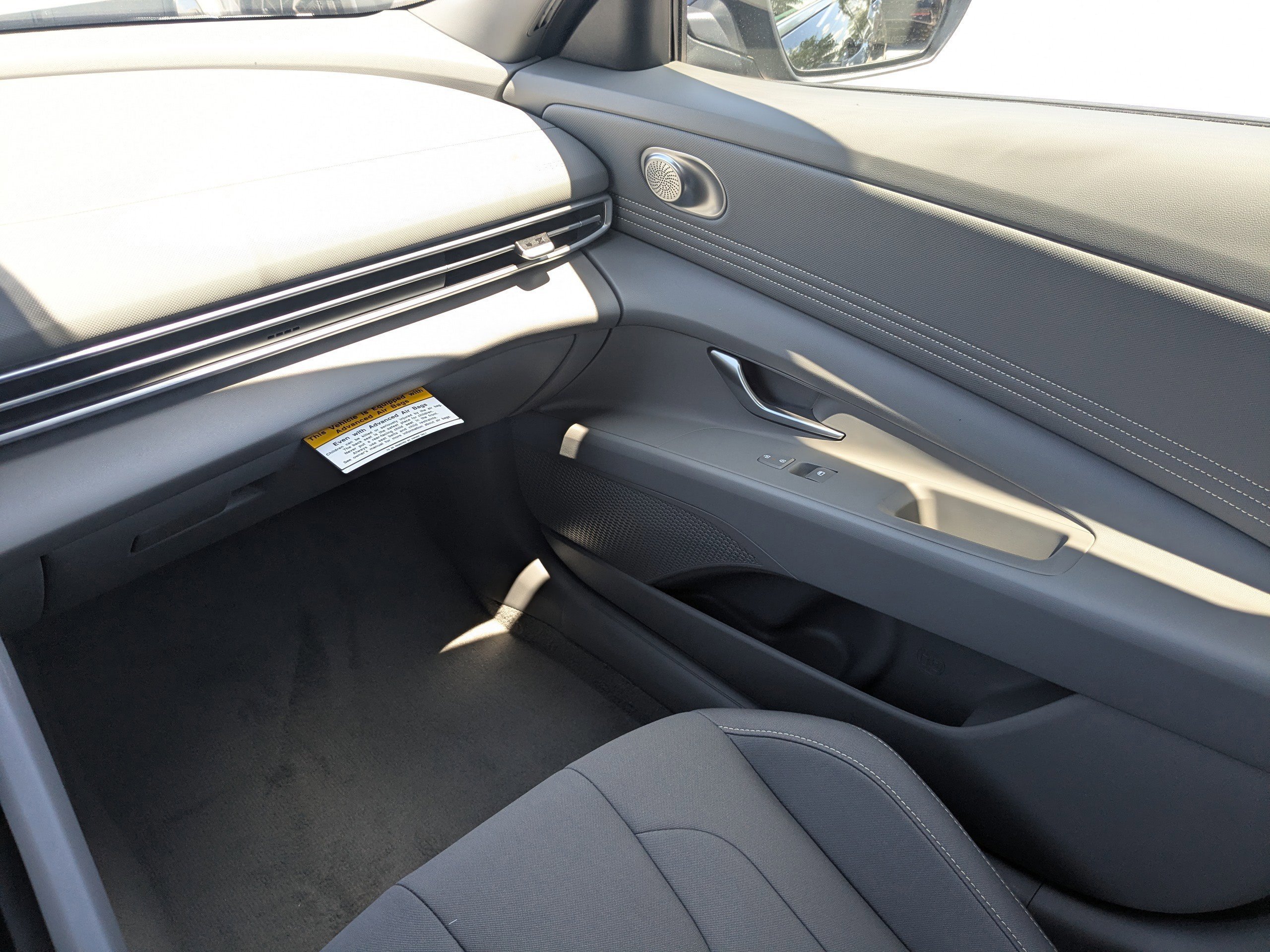 New 2026 Ecotronic Gray Hyundai SEL Sport Premium image 18