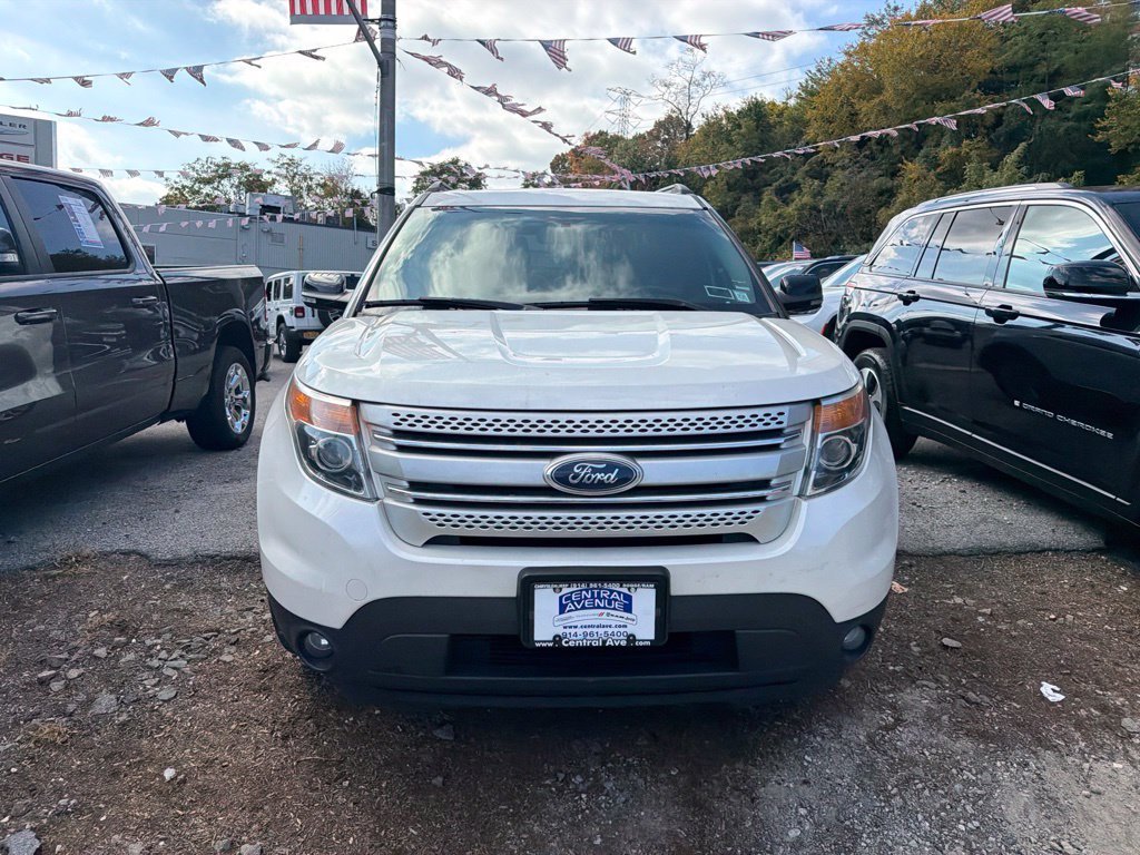 Used 2012 White Ford XLT image 2