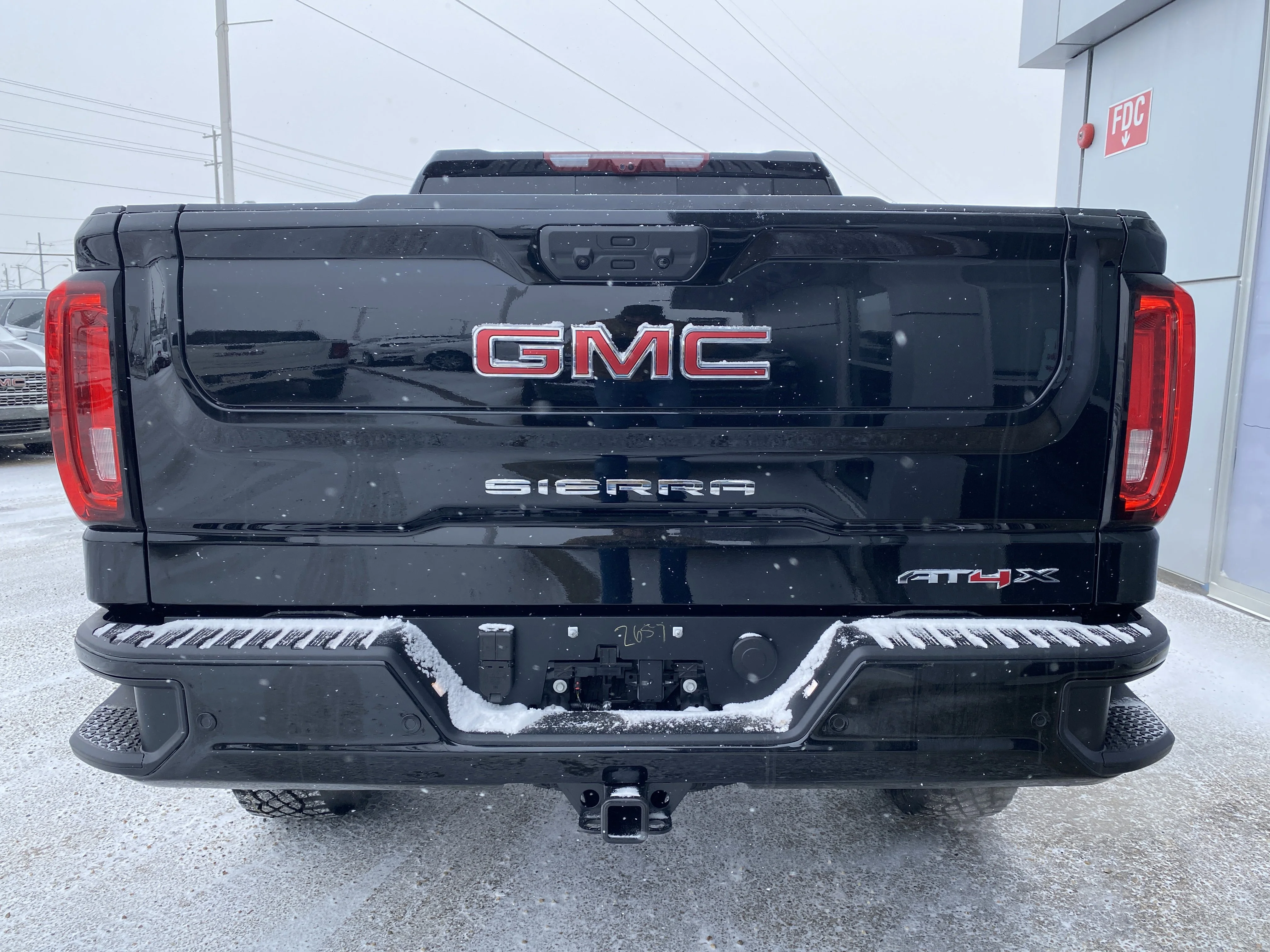 New 2026 ONYX BLACK GMC AT4X image 6
