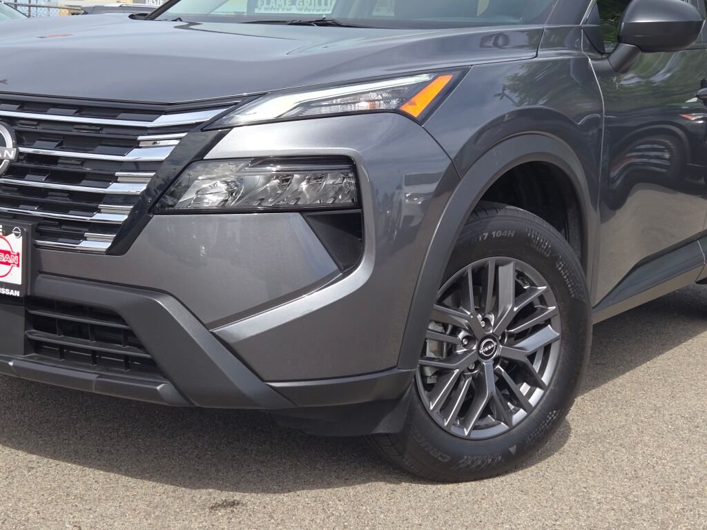 Certified Used 2025 Gray Nissan S image 3