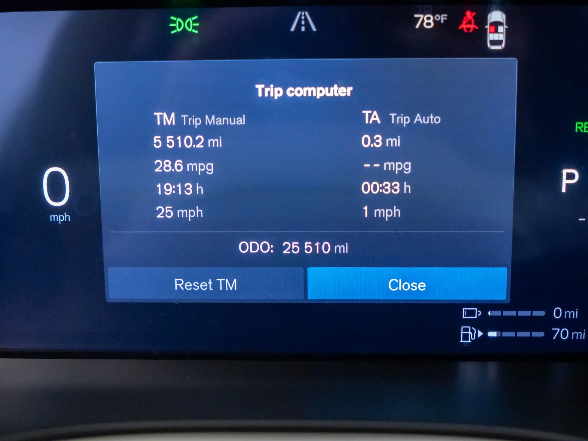 Used 2025 Silver Volvo T8 Plus image 21