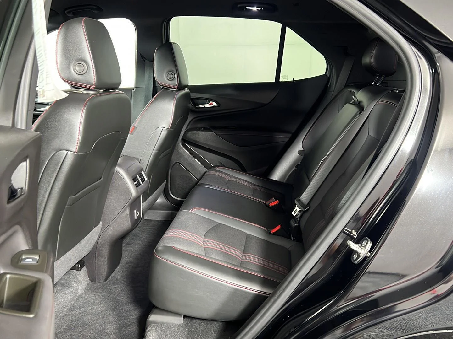 Used 2024 Mosaic Black Metallic Chevrolet RS image 9