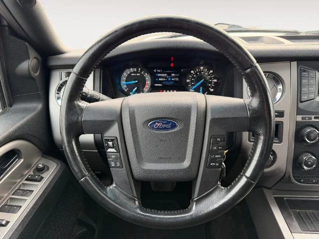 Used 2016 Oxford White Ford XLT image 13