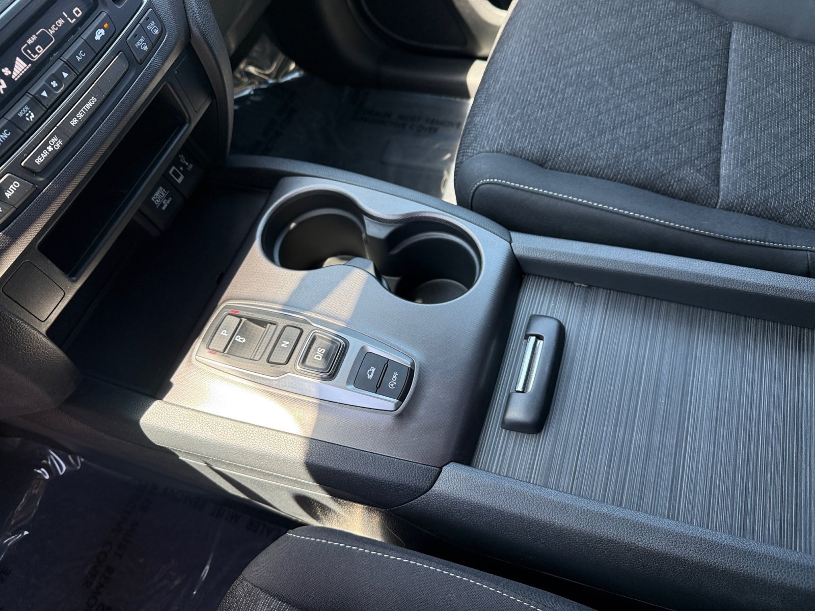 Used 2023 Lunar Silver Metallic Honda Sport image 13