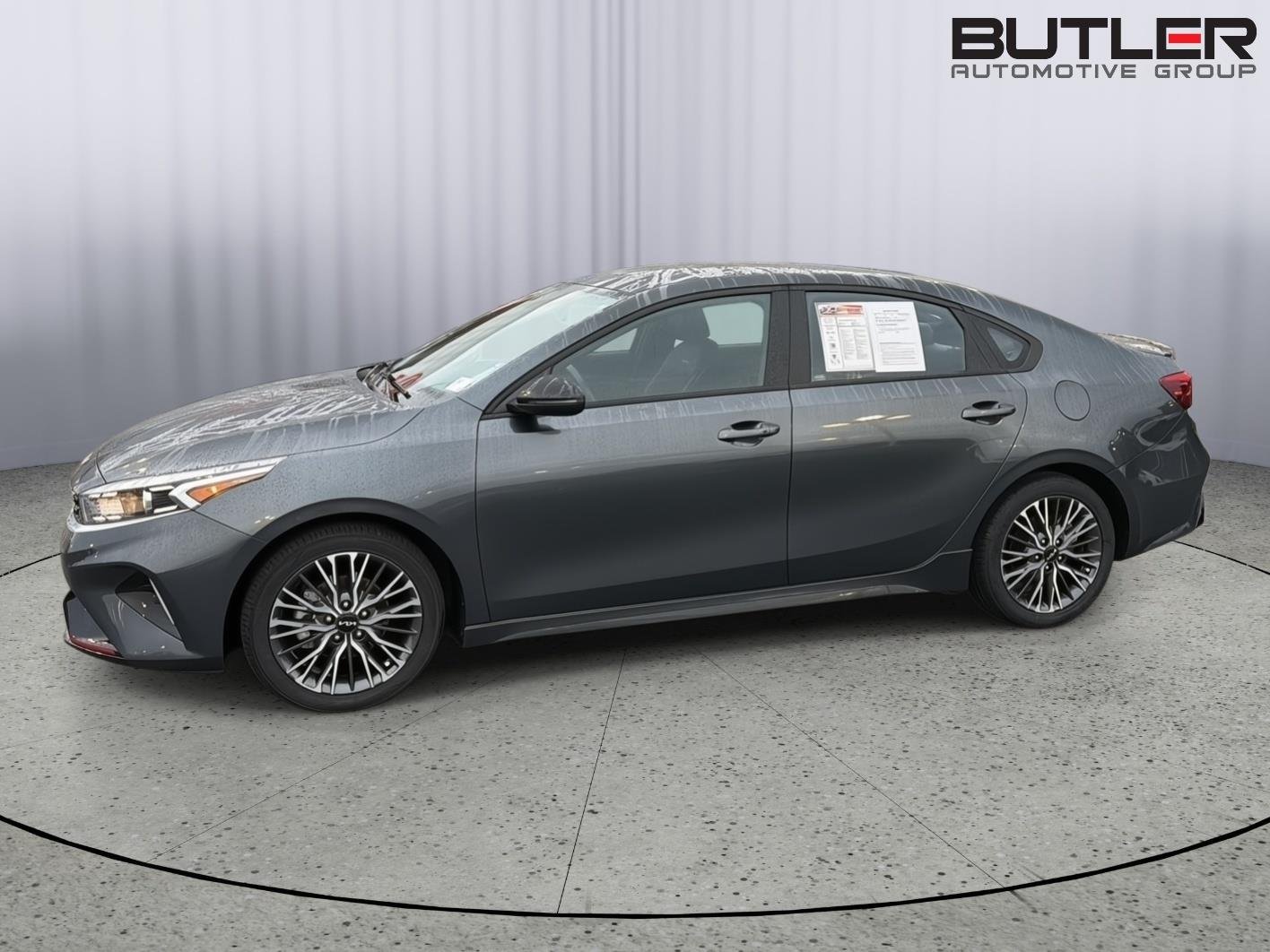 Used 2024 Gravity Gray Kia GT-Line image 3