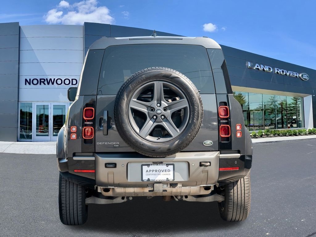 Used 2022 Gray Land Rover X-Dynamic SE image 5