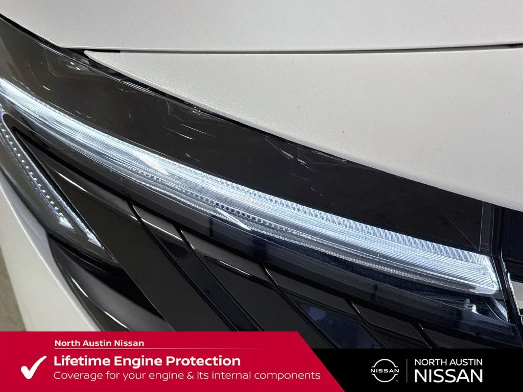 New 2027 White Nissan SR image 35
