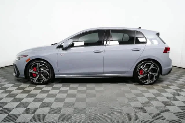 New 2026 Moonstone Gray Volkswagen SE image 30