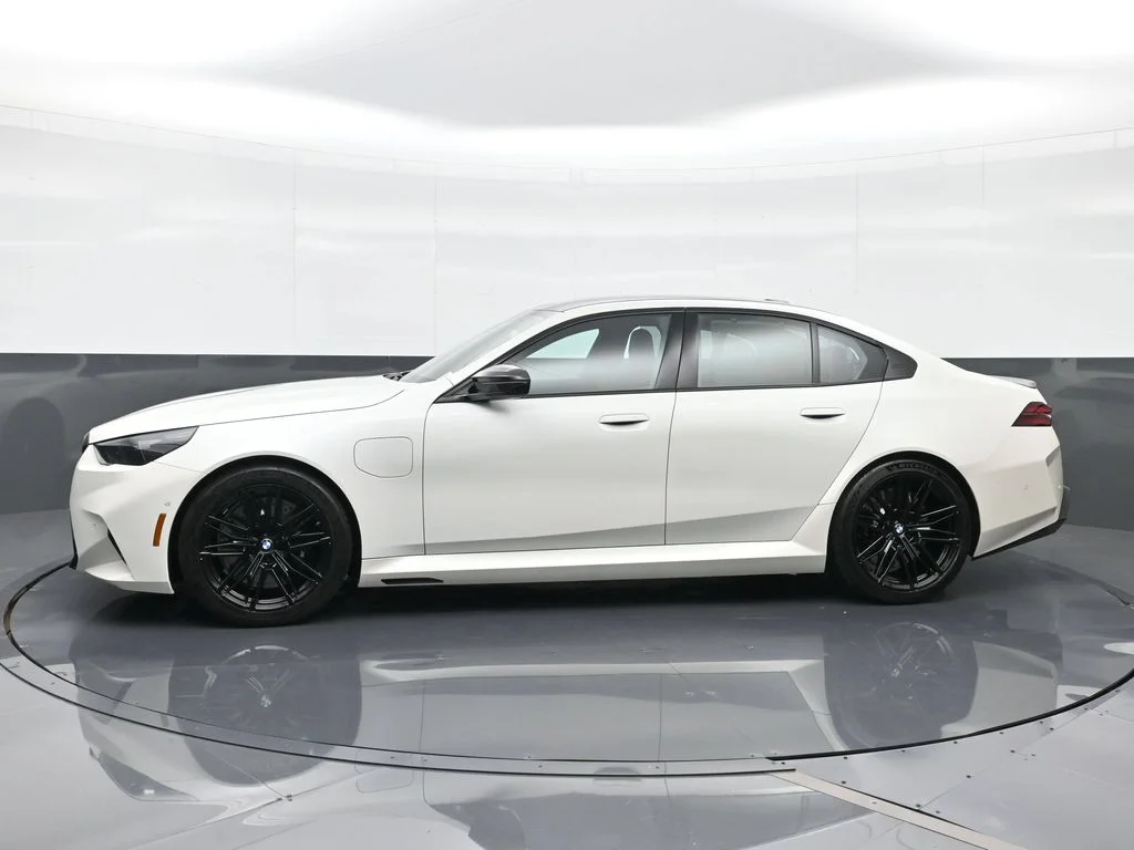 Used 2026 Unreleased BMW Base image 5