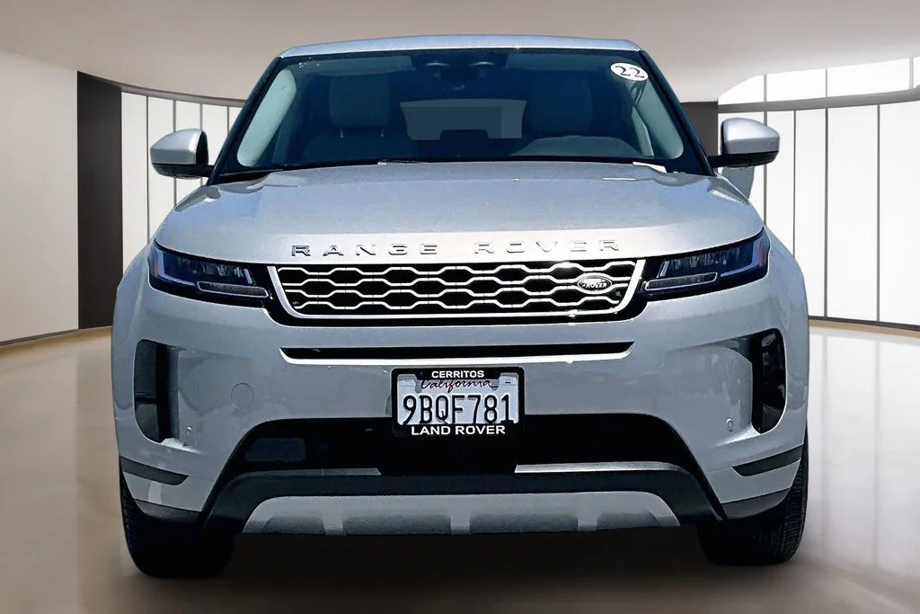 Used 2022 White Land Rover S image 2