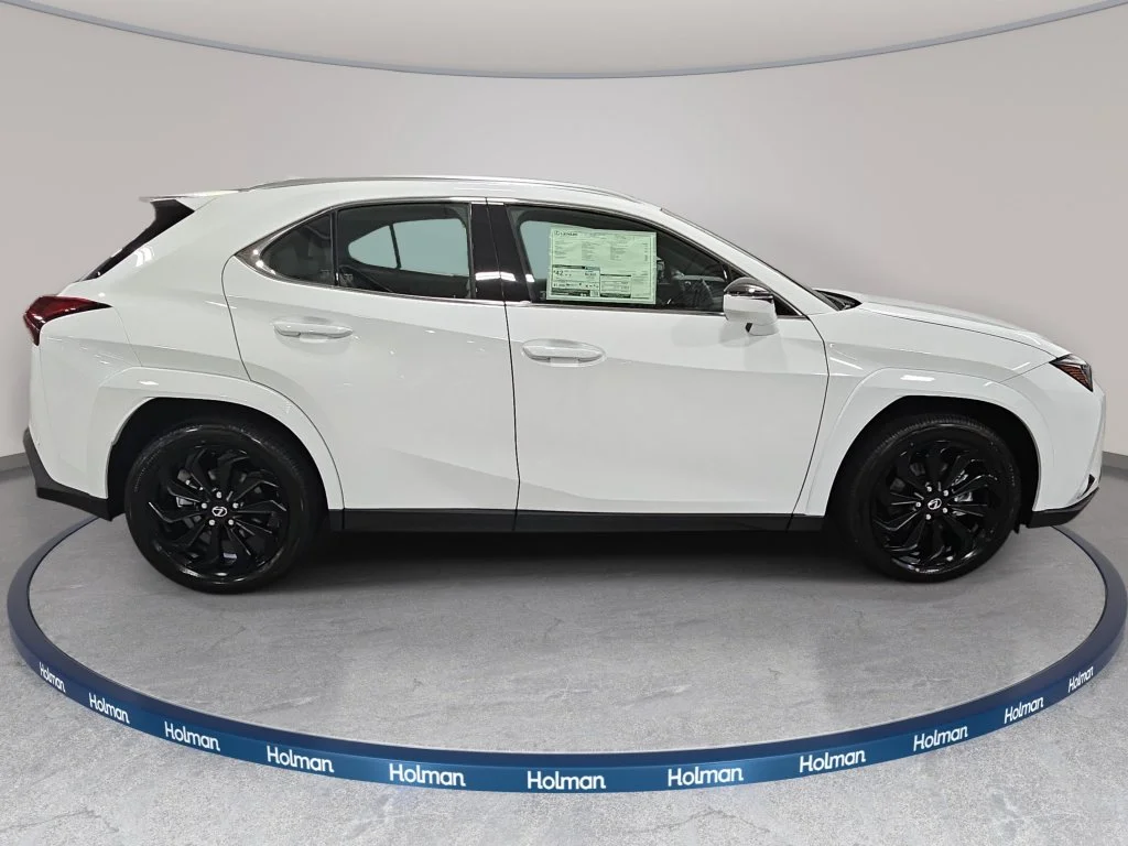 New 2026 Ultra White Lexus PREMIUM AWD image 4