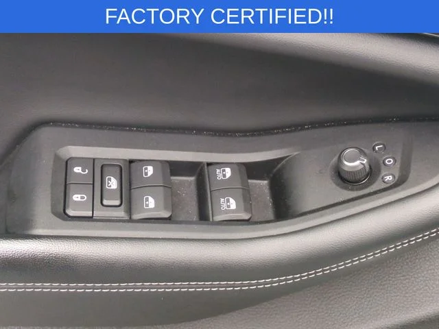 Used 2022 White Jeep Altitude image 14