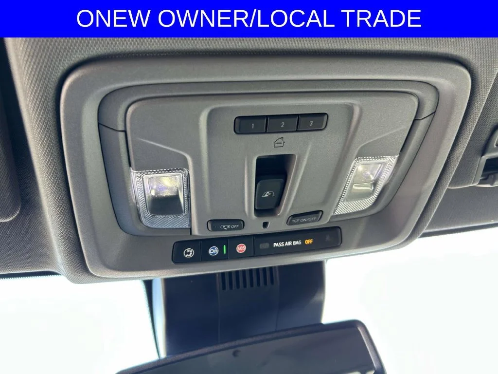 Used 2024 Volcanic Red Tintcoat GMC SLT image 23