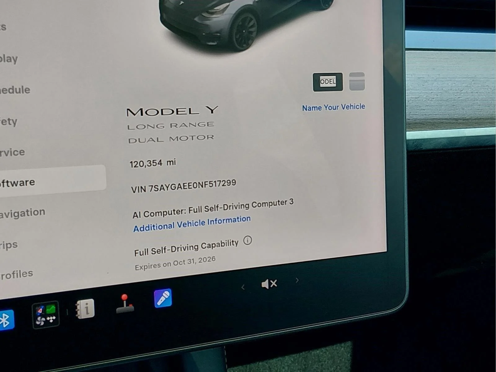 Used 2022 Midnight Silver Metallic Tesla Long Range image 25