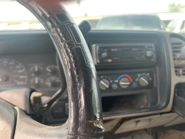 Used 1997 Green GMC SL image 7