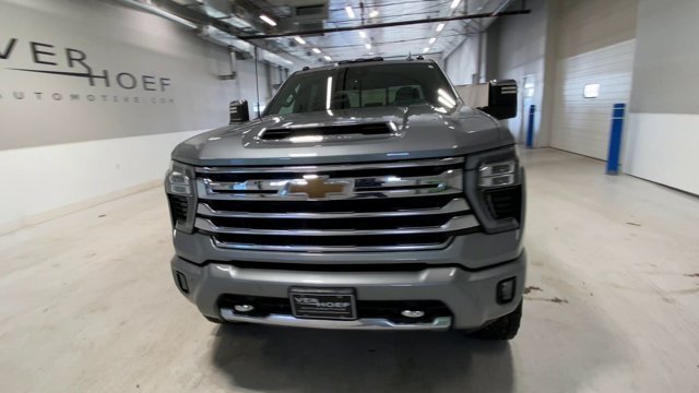 Used 2024 Sterling Gray Metallic Chevrolet High Country image 3